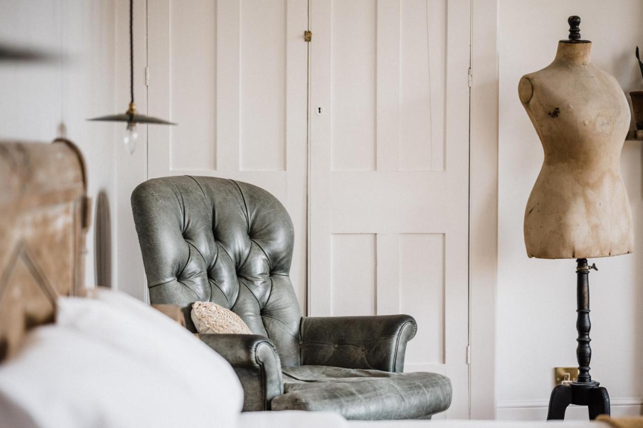 Hotel The Crooked Swan Crewkerne Esterno foto