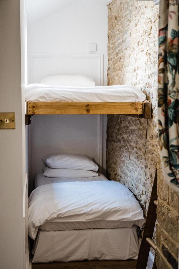 Hotel The Crooked Swan Crewkerne Esterno foto