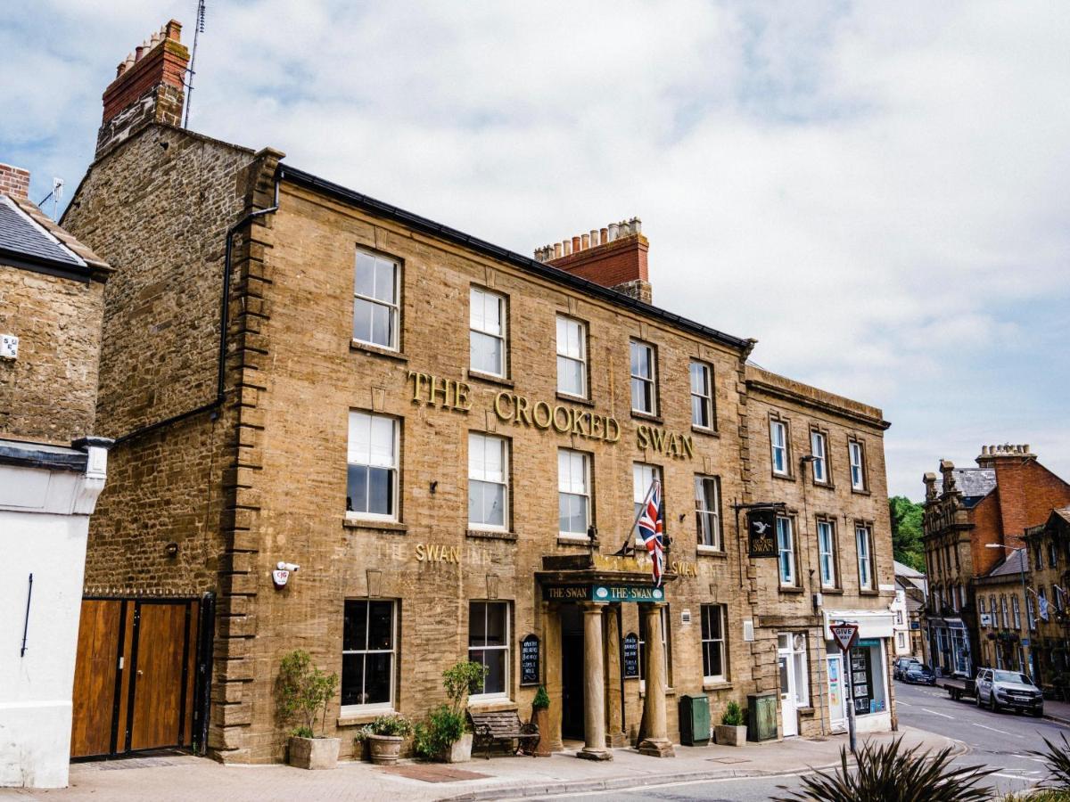 Hotel The Crooked Swan Crewkerne Esterno foto